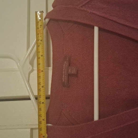 Plum Neiman Marcus cashmere cardigan medium-large - Picture 9 of 12